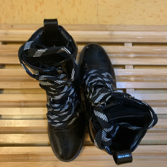 Kendall & Kylie Fashion military Boots - Picture 6 of 6